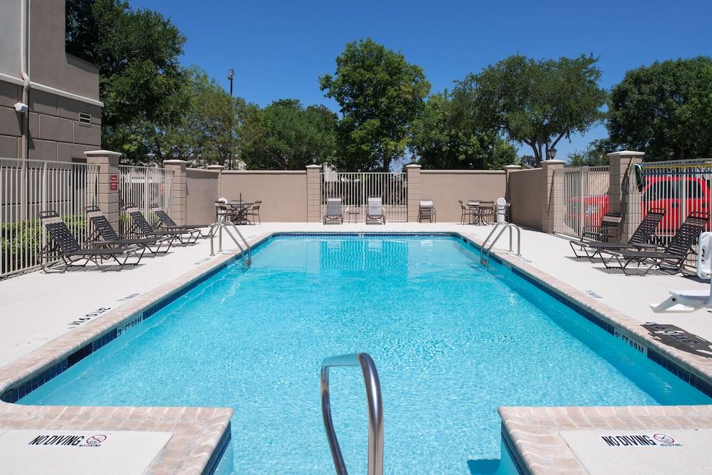 Hyatt Place Dallas/North Arlington/Grand Prairie מראה חיצוני תמונה